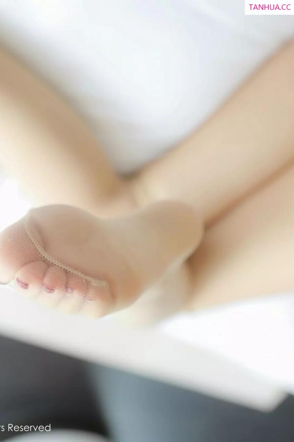   [XiuRen]高清写真图 2025.05.23 No.10321 Candy糖糖 白色OL第59张图片